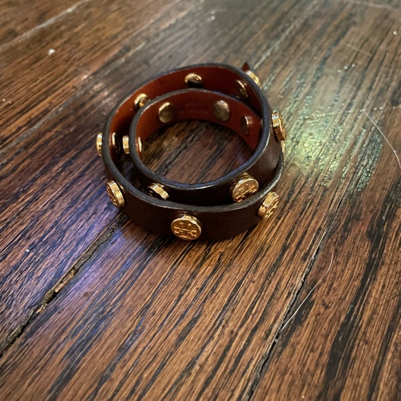 LIKE NEW TORY BURCH BROWN LEATHER WRAP BRACELET - Picture 4 of 5